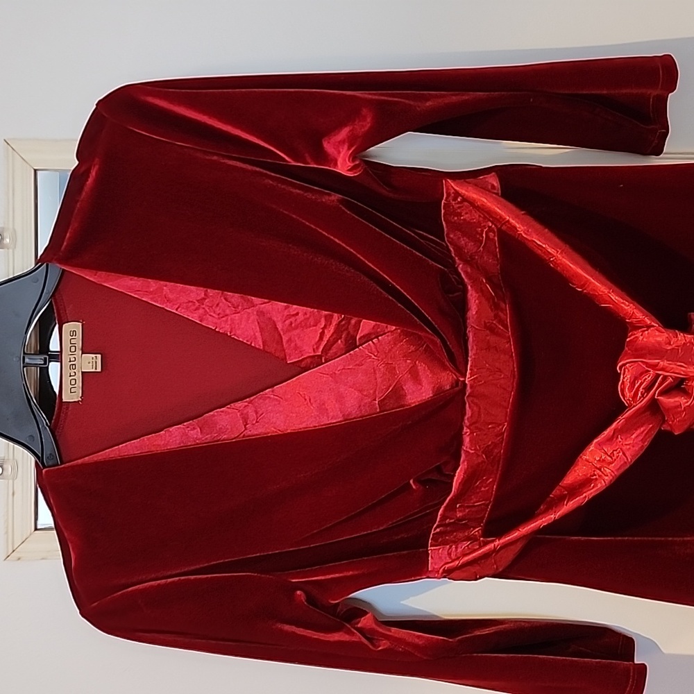 Beautiful red velvet women's top by Notations size small with waist tie
